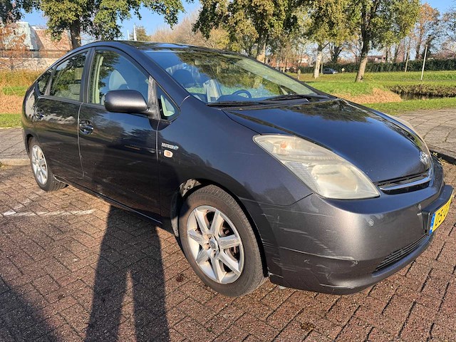 Toyota prius 1.5 vvt i comfort, 05-grs-6 - afbeelding 8 van  14
