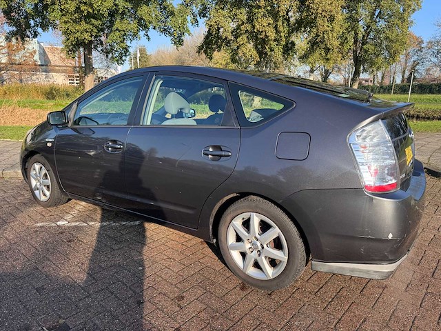 Toyota prius 1.5 vvt i comfort, 05-grs-6 - afbeelding 9 van  14