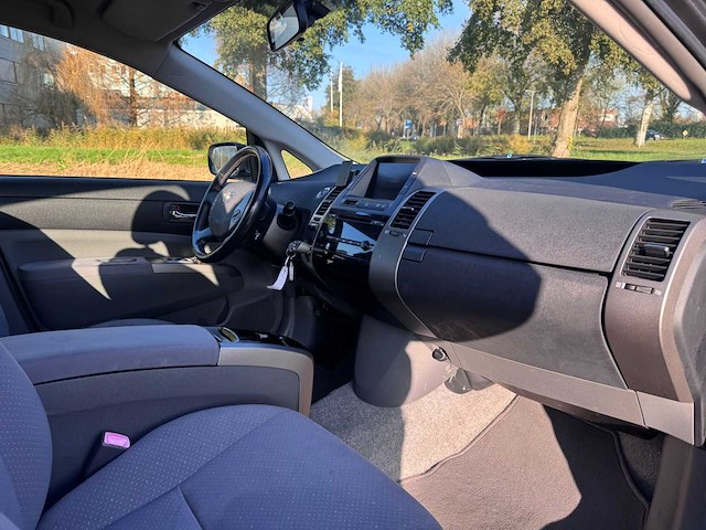 Toyota prius 1.5 vvt i comfort, 05-grs-6 - afbeelding 11 van  14