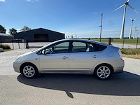 Toyota prius 1.5 vvt-i tech ed. 82-hxt-1 - afbeelding 2 van  34
