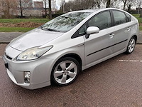 Toyota prius 1.8 aspiration automaat, 82-kbt-8 - afbeelding 1 van  16