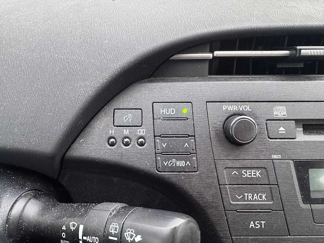 Toyota prius 1.8 aspiration automaat, 82-kbt-8 - afbeelding 6 van  16