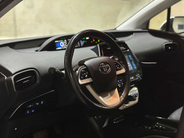 Toyota prius 1.8 dark edition 98pk 2017, h-314-fx - afbeelding 8 van  44