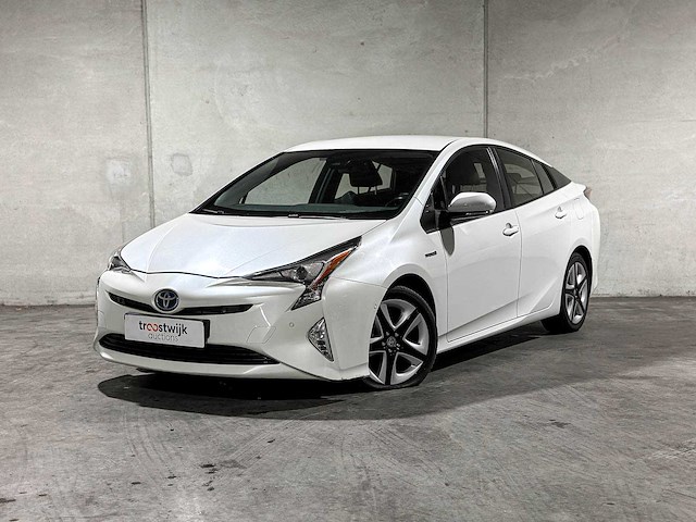 Toyota prius 1.8 dark edition 98pk 2017, h-314-fx - afbeelding 1 van  44