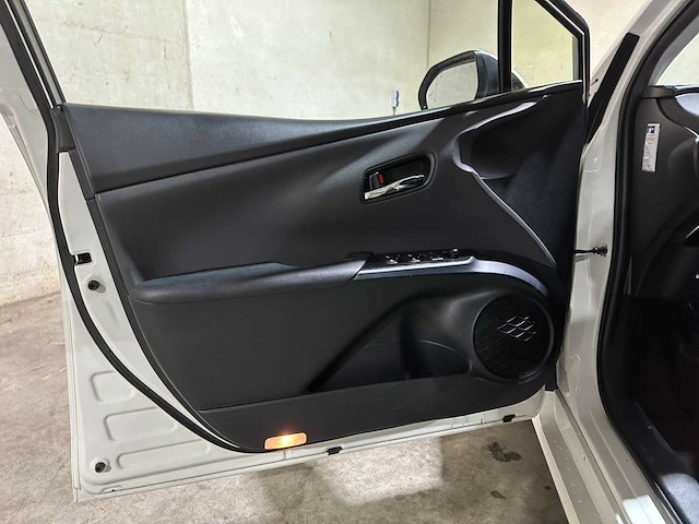Toyota prius 1.8 dark edition 98pk 2017, h-314-fx - afbeelding 25 van  44
