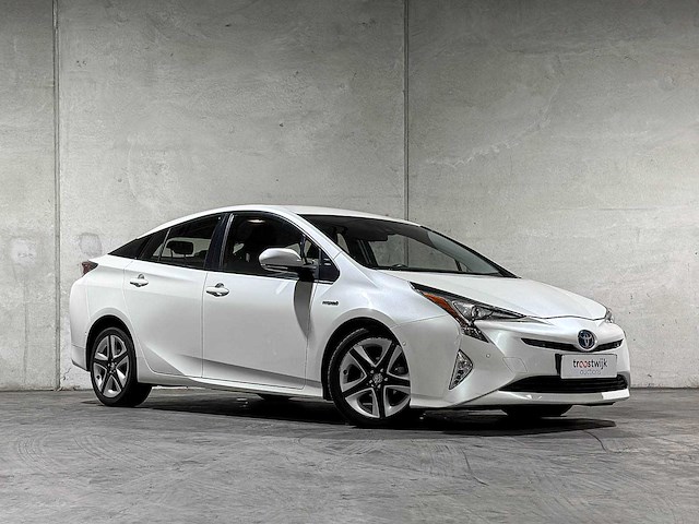 Toyota prius 1.8 dark edition 98pk 2017, h-314-fx - afbeelding 42 van  44