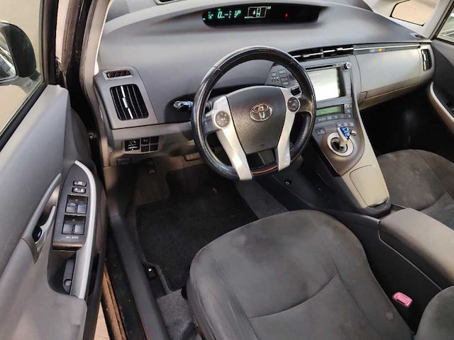Toyota prius 1.8 dynamic 2011 | 33-pzd-2 - afbeelding 18 van  21