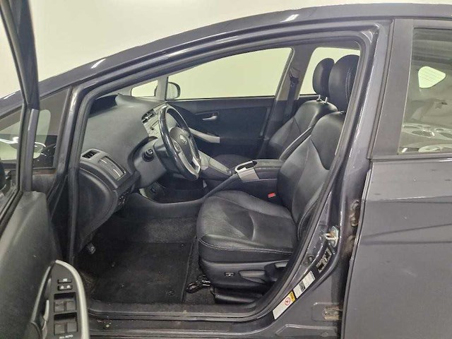 Toyota prius 1.8 plug-in dynamic business2013 | 3-svv-41 - afbeelding 3 van  13