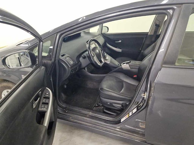 Toyota prius 1.8 plug-in dynamic business2013 | 3-svv-41 - afbeelding 13 van  13