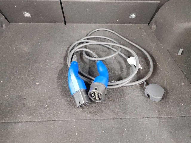 Toyota prius 1.8 plug-in executive 2018 | tt-224-g - afbeelding 10 van  30