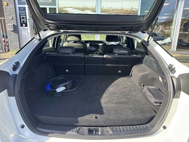 Toyota prius 1.8 plug-in executive 2018 | tt-224-g - afbeelding 20 van  25