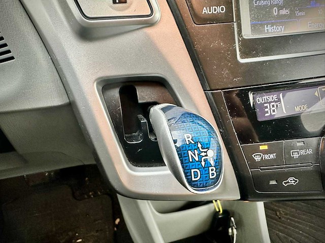 Toyota prius wagon 1.8 dynamic business, 1-xkb-15 - afbeelding 5 van  16