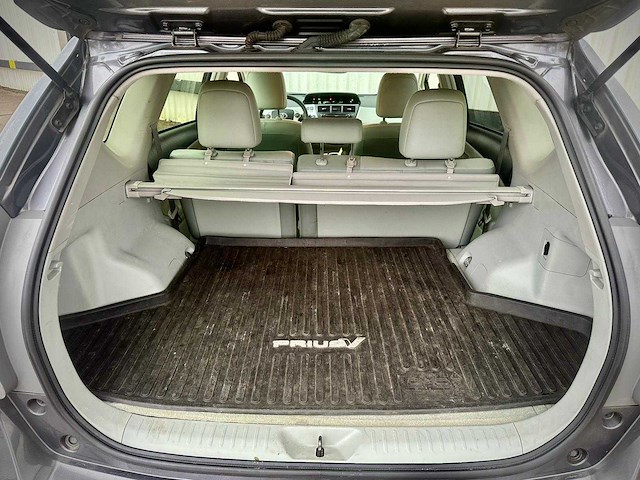 Toyota prius wagon 1.8 dynamic business, 1-xkb-15 - afbeelding 7 van  16