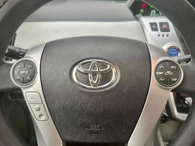 Toyota prius wagon 1.8 dynamic business, 1-xkb-15 - afbeelding 8 van  16