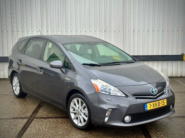 Toyota prius wagon 1.8 dynamic business, 1-xkb-15 - afbeelding 10 van  16