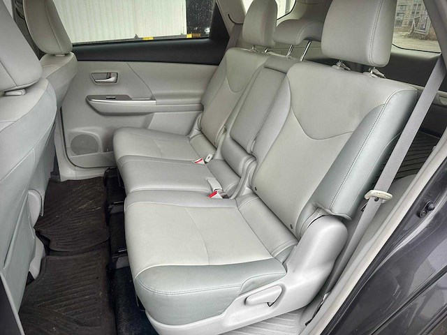 Toyota prius wagon 1.8 dynamic business, 1-xkb-15 - afbeelding 15 van  16