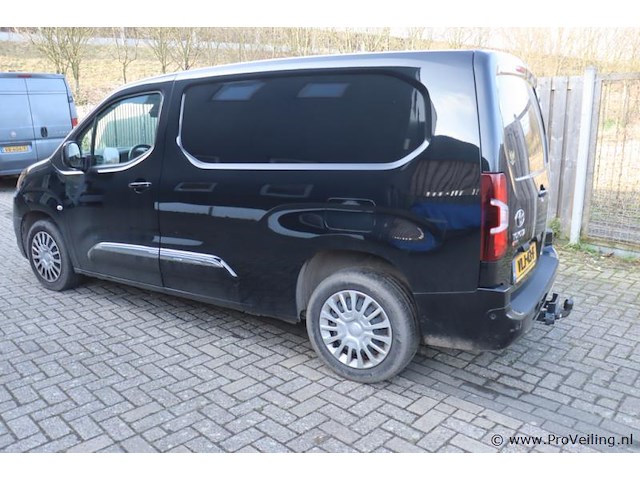 Toyota proace city - kenteken vlj-43-f | automaat - afbeelding 43 van  46