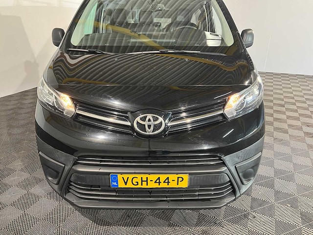 Toyota proace compact 1.5 d-4d cool comf, vgh-44-p - afbeelding 11 van  18