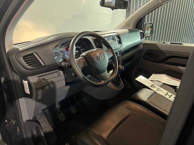 Toyota proace compact 1.5 d-4d cool comf, vgh-44-p - afbeelding 15 van  18