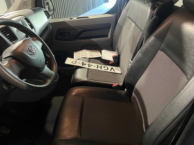 Toyota proace compact 1.5 d-4d cool comf, vgh-44-p - afbeelding 16 van  18