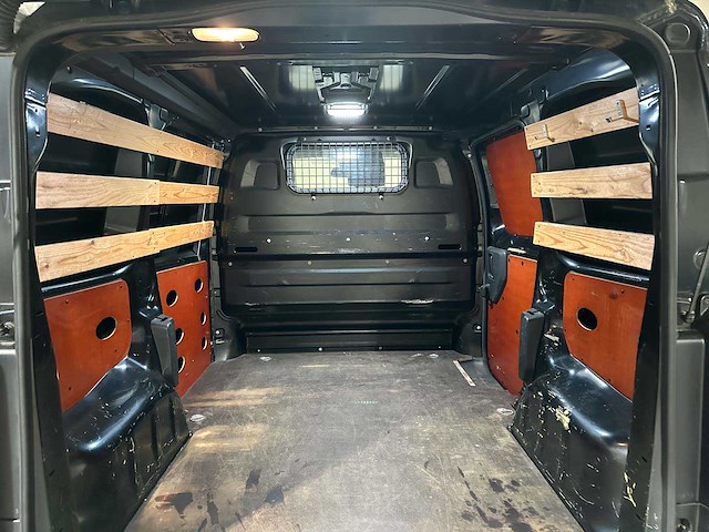 Toyota proace compact 1.6 d-4d professional 114pk 2017 (origineel-nl), v-346-jr - afbeelding 18 van  33