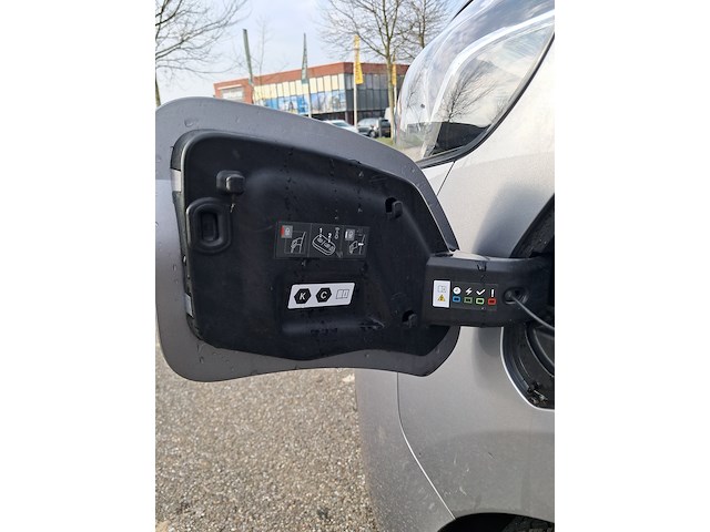 Toyota, proace electric worker, professional extra range long 75 kwh, 2023 - afbeelding 8 van  40