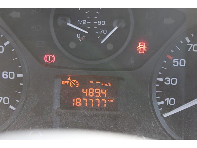 Toyota proace met kenteken vn-523-j. datum eerste toelating 16-04-2015. apk vervaldatum 30-8-2026. - afbeelding 3 van  13