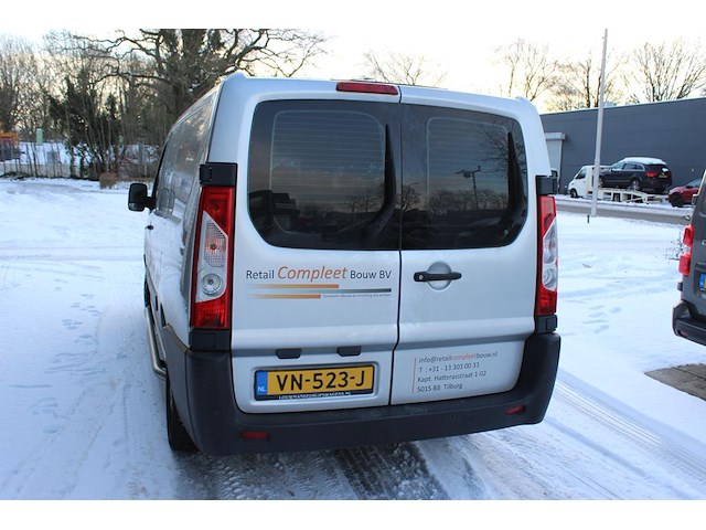 Toyota proace met kenteken vn-523-j. datum eerste toelating 16-04-2015. apk vervaldatum 30-8-2026. - afbeelding 8 van  13