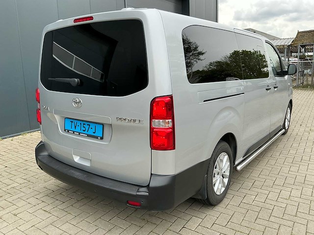 Toyota proace shuttle 2.0 d-4d long personenbus - afbeelding 3 van  40