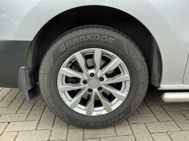 Toyota proace shuttle 2.0 d-4d long personenbus - afbeelding 13 van  40