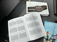 Toyota proace shuttle 2.0 d-4d long personenbus - afbeelding 35 van  40