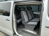 Toyota proace shuttle 2.0 d-4d long personenbus - afbeelding 13 van  33