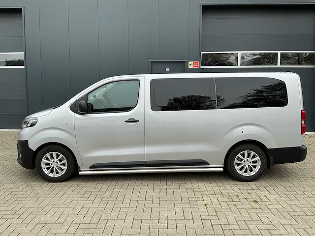 Toyota proace shuttle 2.0 d-4d long personenbus - afbeelding 27 van  33