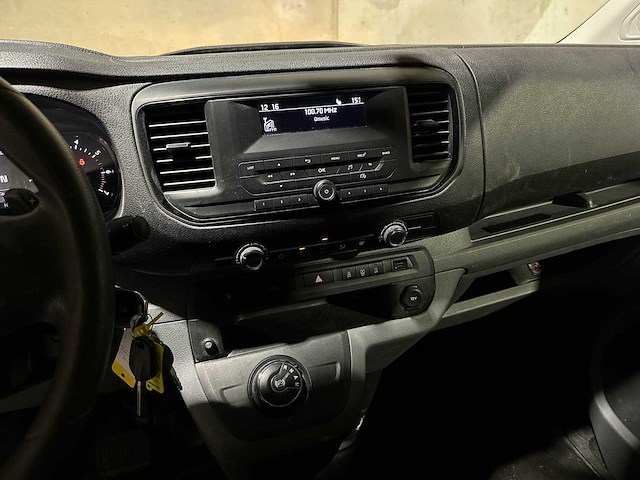 Toyota proace worker 1.6 d-4d cool comfort 95pk 2017 (origineel-nl), v-975-gr - afbeelding 6 van  26