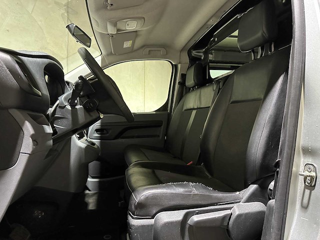 Toyota proace worker 1.6 d-4d cool comfort 95pk 2017 (origineel-nl), v-975-gr - afbeelding 8 van  9