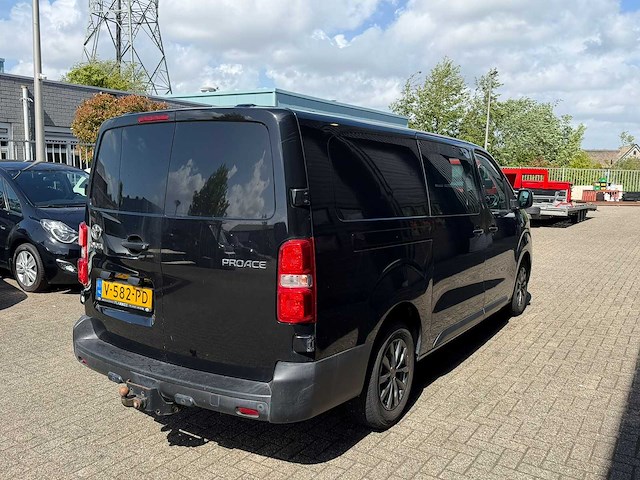 Toyota proace worker 2.0 d-4d cool comfort long dc | v-582-pd i - afbeelding 4 van  11