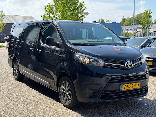 Toyota proace worker 2.0 d-4d cool comfort long dc | v-582-pd i - afbeelding 9 van  11