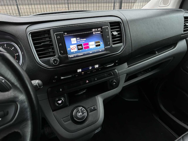 Toyota proace worker 2.0 d-4d prof. l. dc 177pk 2019, v-851-xg - afbeelding 11 van  38