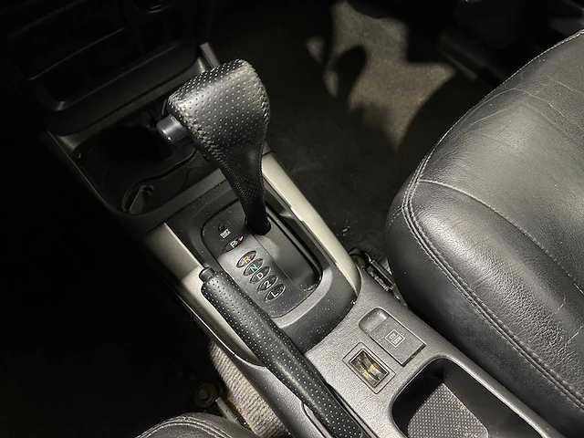 Toyota rav4 2.0-16v vvt-i sol automaat 81-jnk-8 - afbeelding 8 van  20