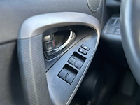 Toyota rav4 2.0 vvti x-style automaat 96-jnn-4 - afbeelding 3 van  13