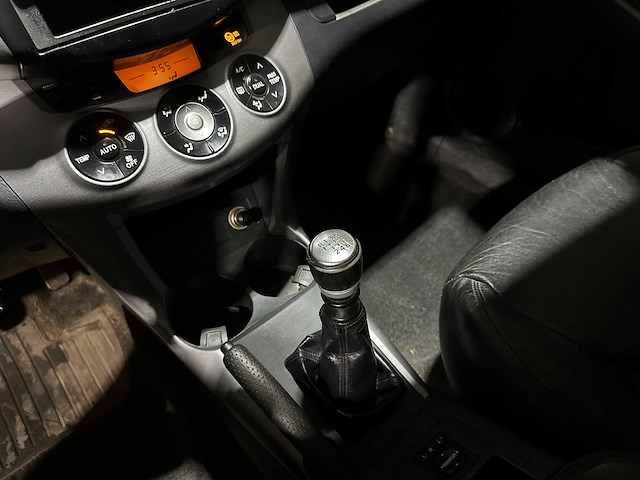 Toyota rav4 2.2 d4-d sol 136pk 2007, 36-vhf-6 - afbeelding 19 van  38