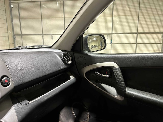 Toyota rav4 2.2 d4-d sol 136pk 2007, 36-vhf-6 - afbeelding 20 van  38