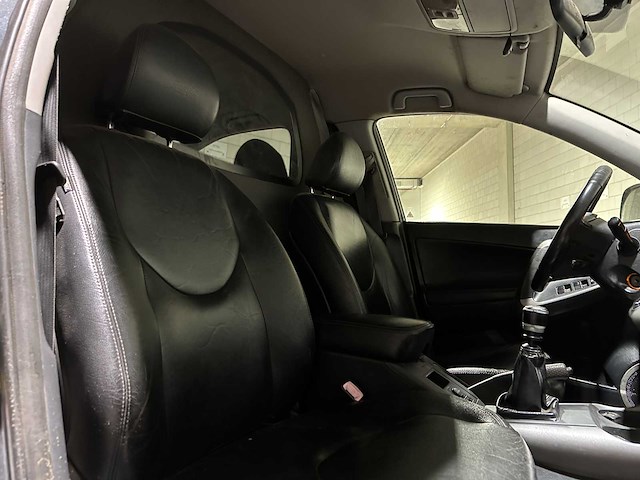 Toyota rav4 2.2 d4-d sol 136pk 2007, 36-vhf-6 - afbeelding 30 van  38