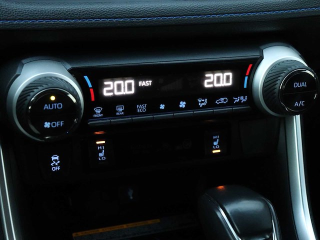 Toyota rav4 2.5 hybrid bi-tone | x-002-bf - afbeelding 26 van  37