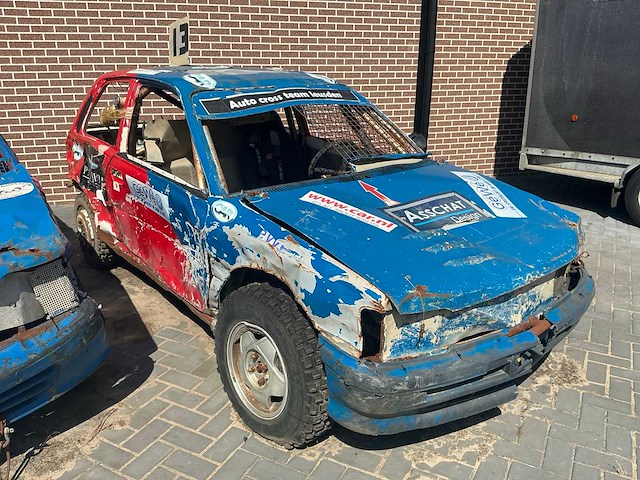 Toyota starlet wedstrijd crossauto - afbeelding 6 van  12