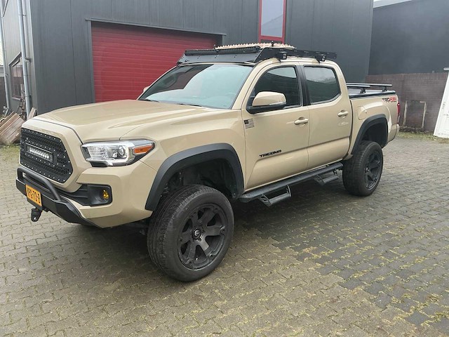 Toyota trd 4x4 tacoma off road bedrijfswagen - afbeelding 1 van  29