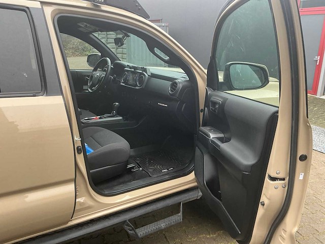 Toyota trd 4x4 tacoma off road bedrijfswagen - afbeelding 18 van  29