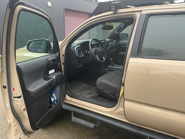 Toyota trd 4x4 tacoma off road bedrijfswagen - afbeelding 10 van  29