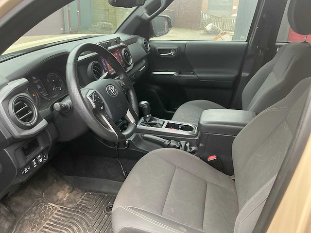 Toyota trd 4x4 tacoma off road bedrijfswagen - afbeelding 11 van  29