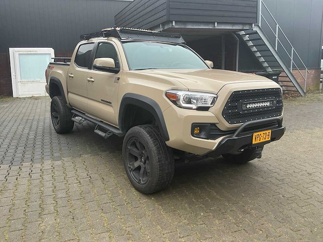 Toyota trd 4x4 tacoma off road bedrijfswagen - afbeelding 24 van  29
